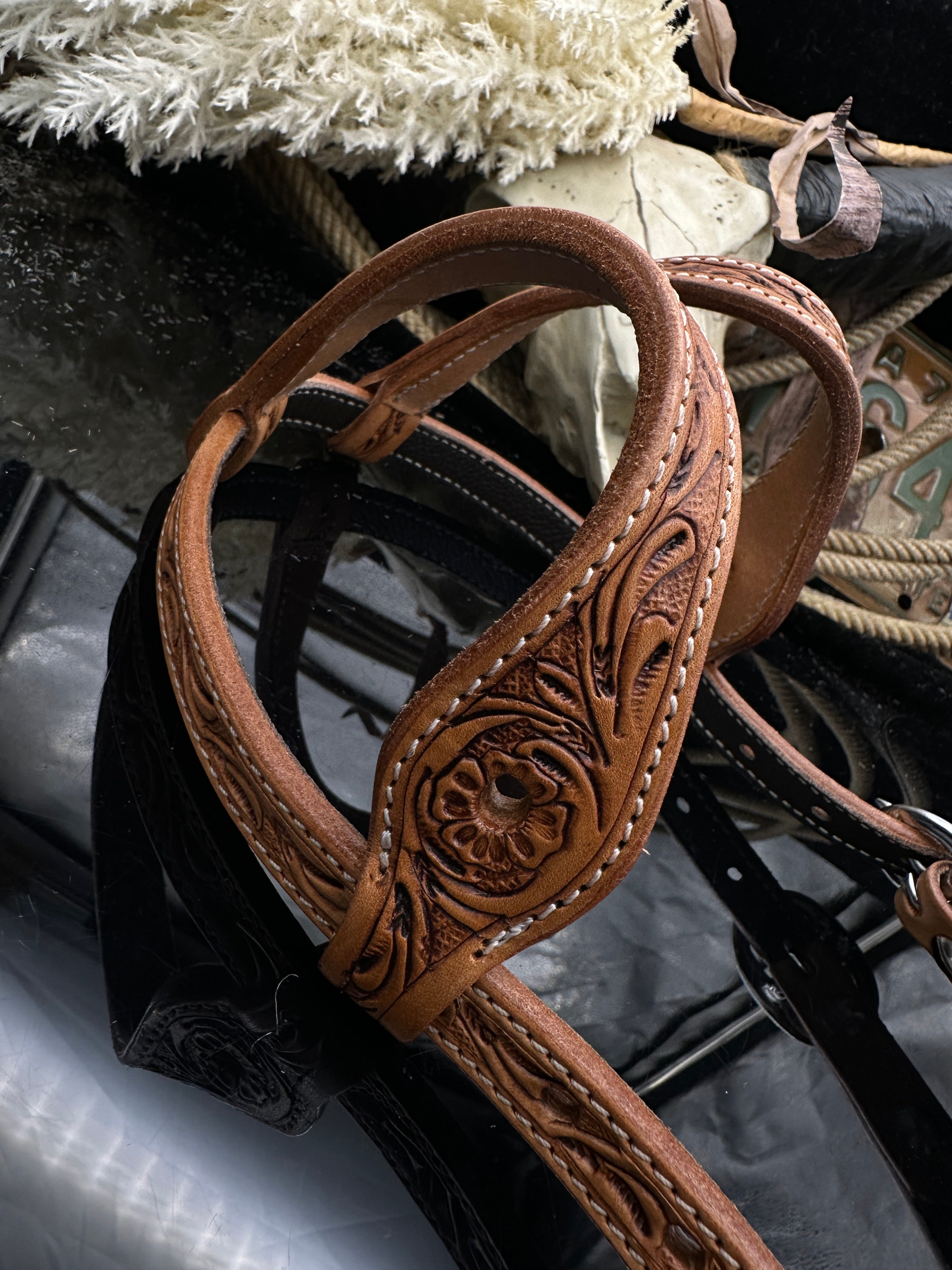 Basic | Antique russet | Floral tooled hoofdstel