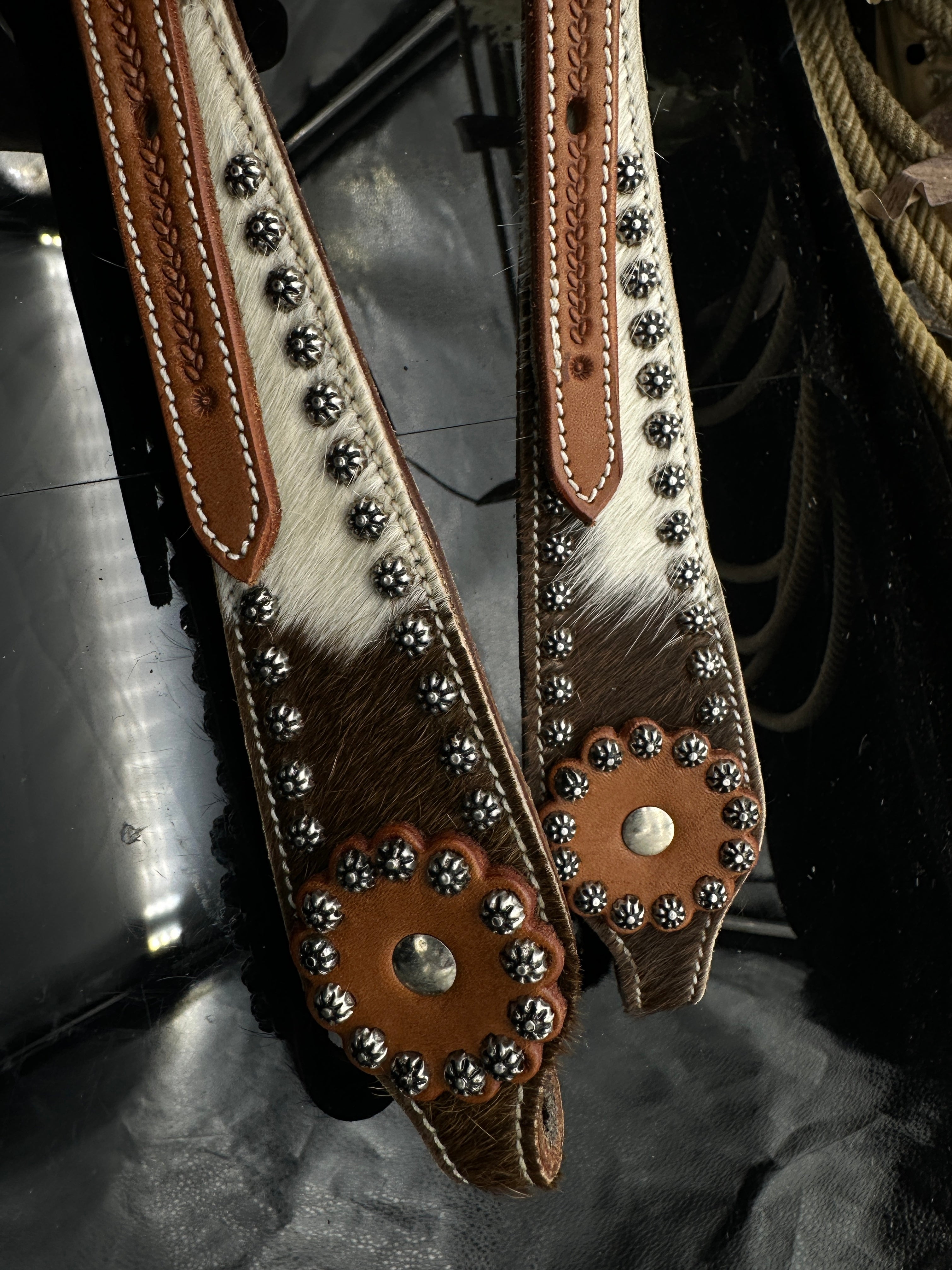 Basic | Chestnut | Cowhide studs hoofdstel