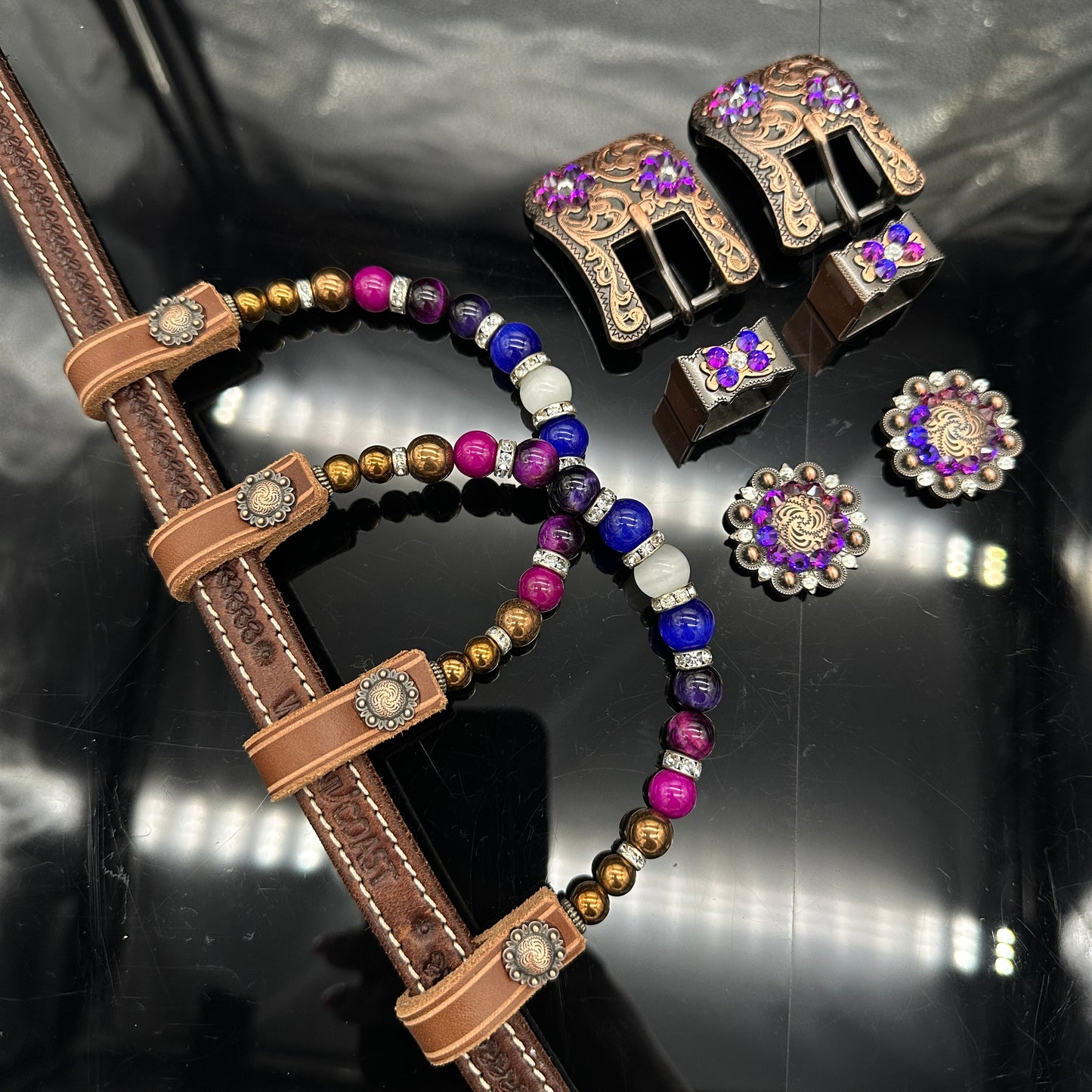 Set Earjewels,  Concho's & buckle sets - Purple & pink