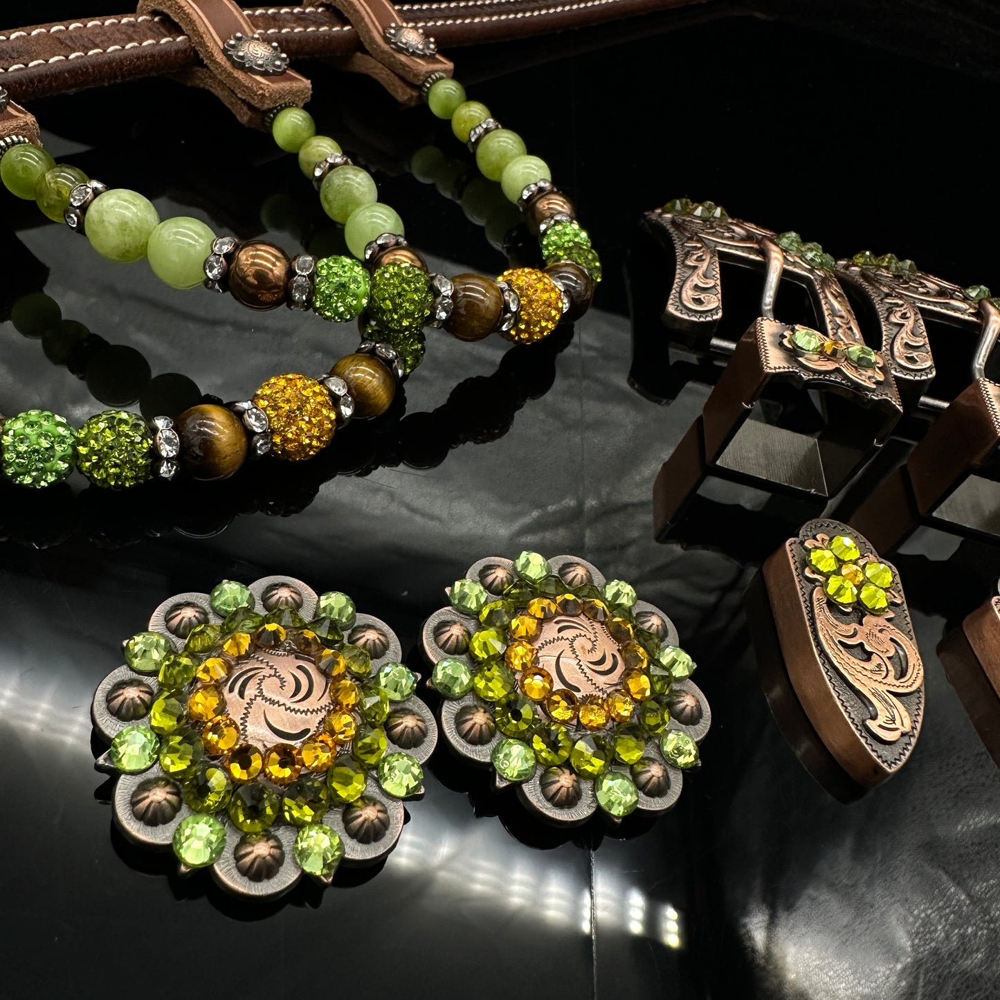 Set Earjewels,  Concho's & buckle sets - Copper & Green