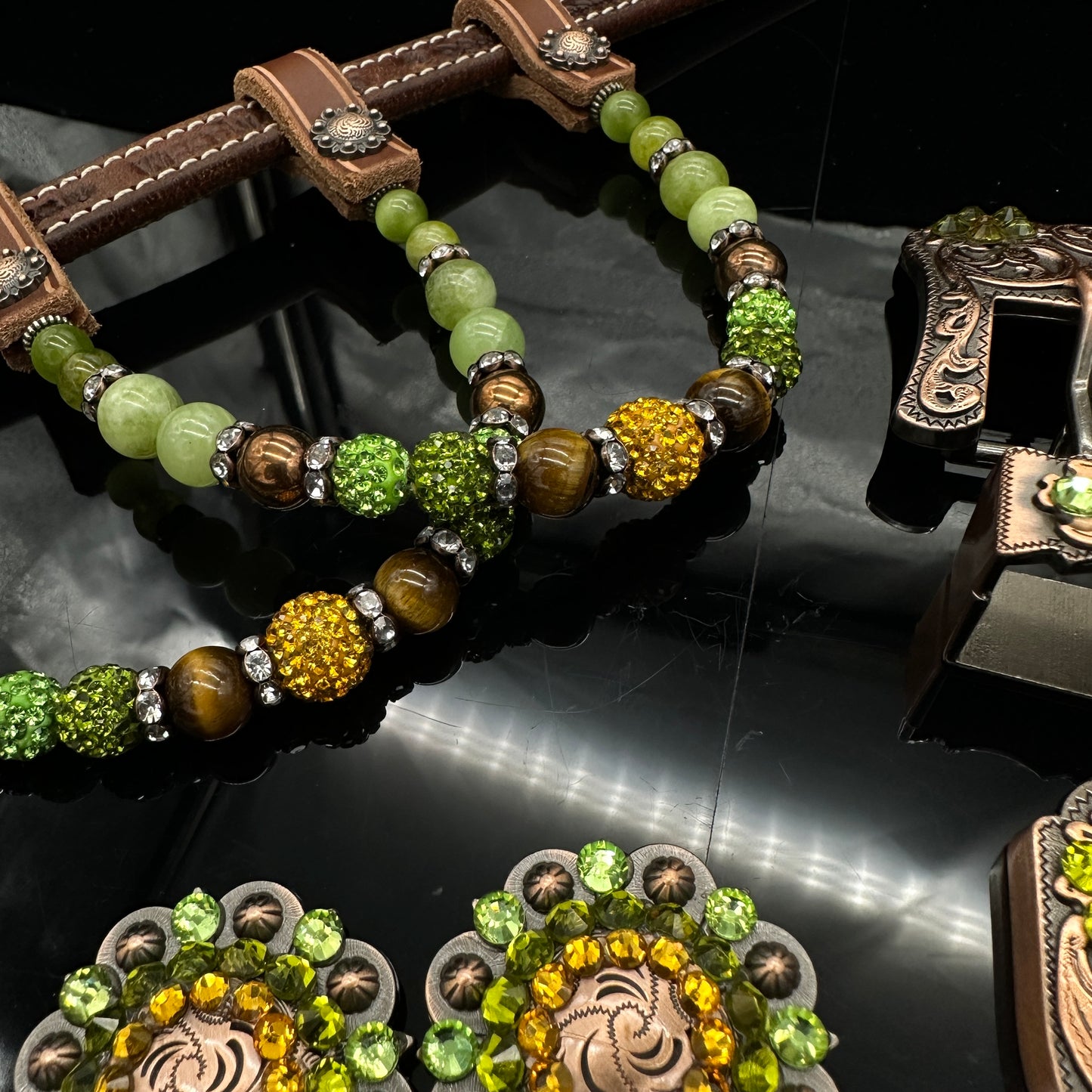 Set Earjewels,  Concho's & buckle sets - Copper & Green