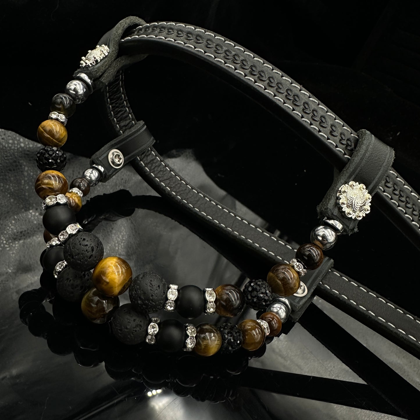 Black basket tooled double ear hoofdstel  - Tiger eye & black